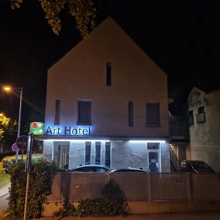 Art Poděbrady